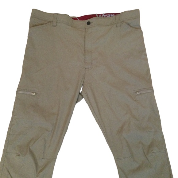 Wrangler Outdoor Series Men’s Cargo Pants Flex Waist  Size 42 - Picture 2 of 8
